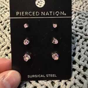 🌟3/$20 Eligible! NWT Pierced Nation Pink Crystal Heart Stud Earring Set
